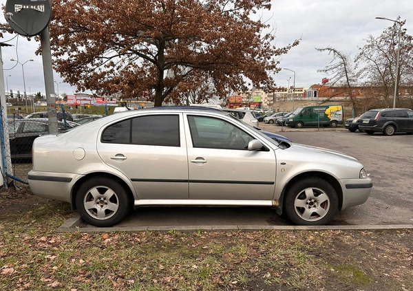 Skoda Octavia cena 4500 przebieg: 350000, rok produkcji 2001 z Szczecin małe 379